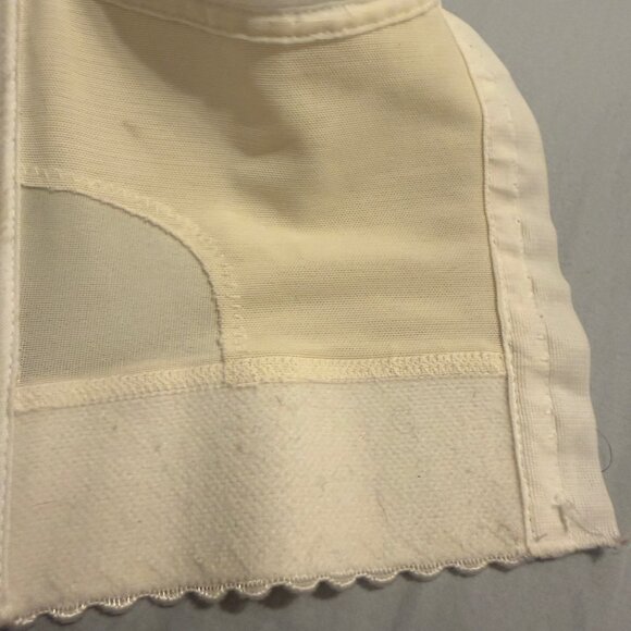 Vintage Sears White 36C Wire Free Longline Full Coverage Bullet Cone Bra Lace - Picture 10 of 11